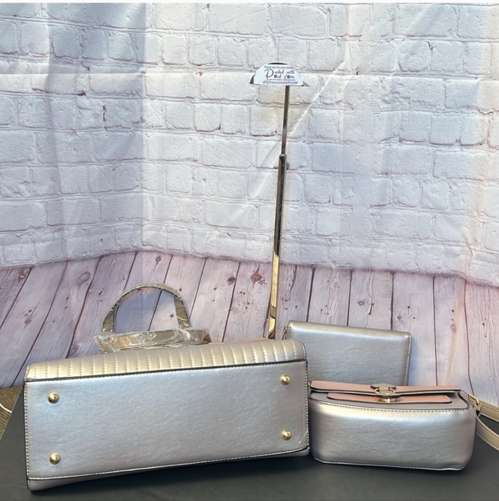 3 Piece NWT Bag Bundle Set Large Crossbody Tote + Medium Shoulder Bag + Wallet - Picture 15 of 15